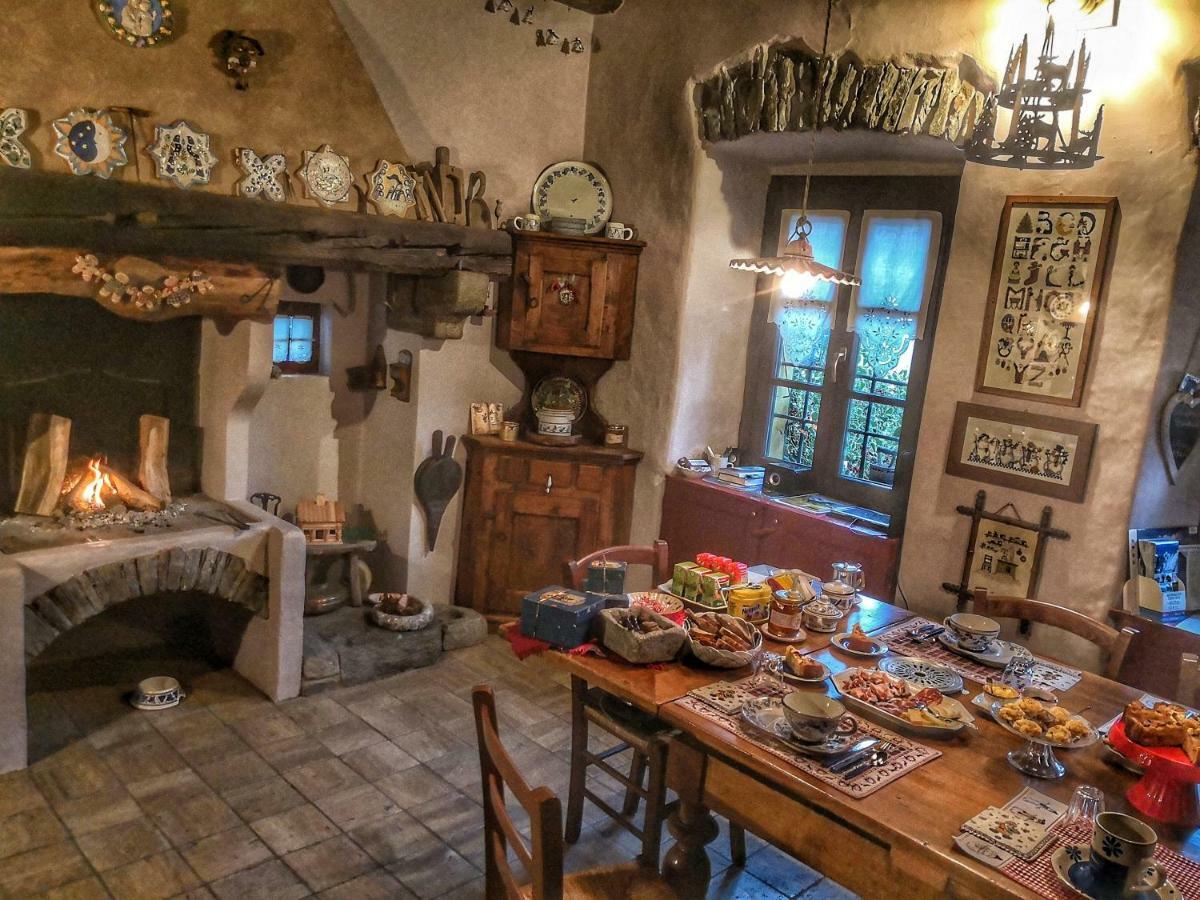 B&B Dove Comincia La Bella Italia Beura Bagian luar foto